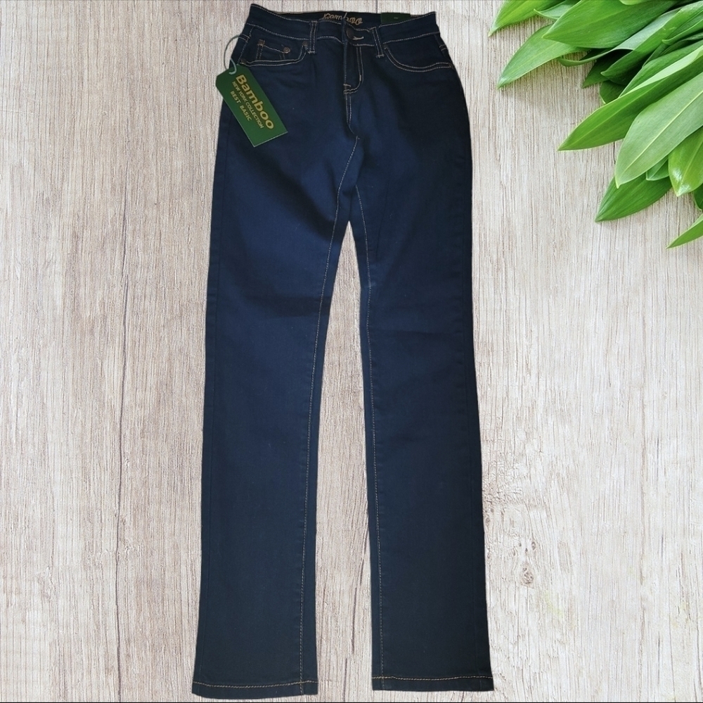 BAMBOO New York Collection Best Basic Jeans Size 1/2 New with Tags - Picture 3 of 6